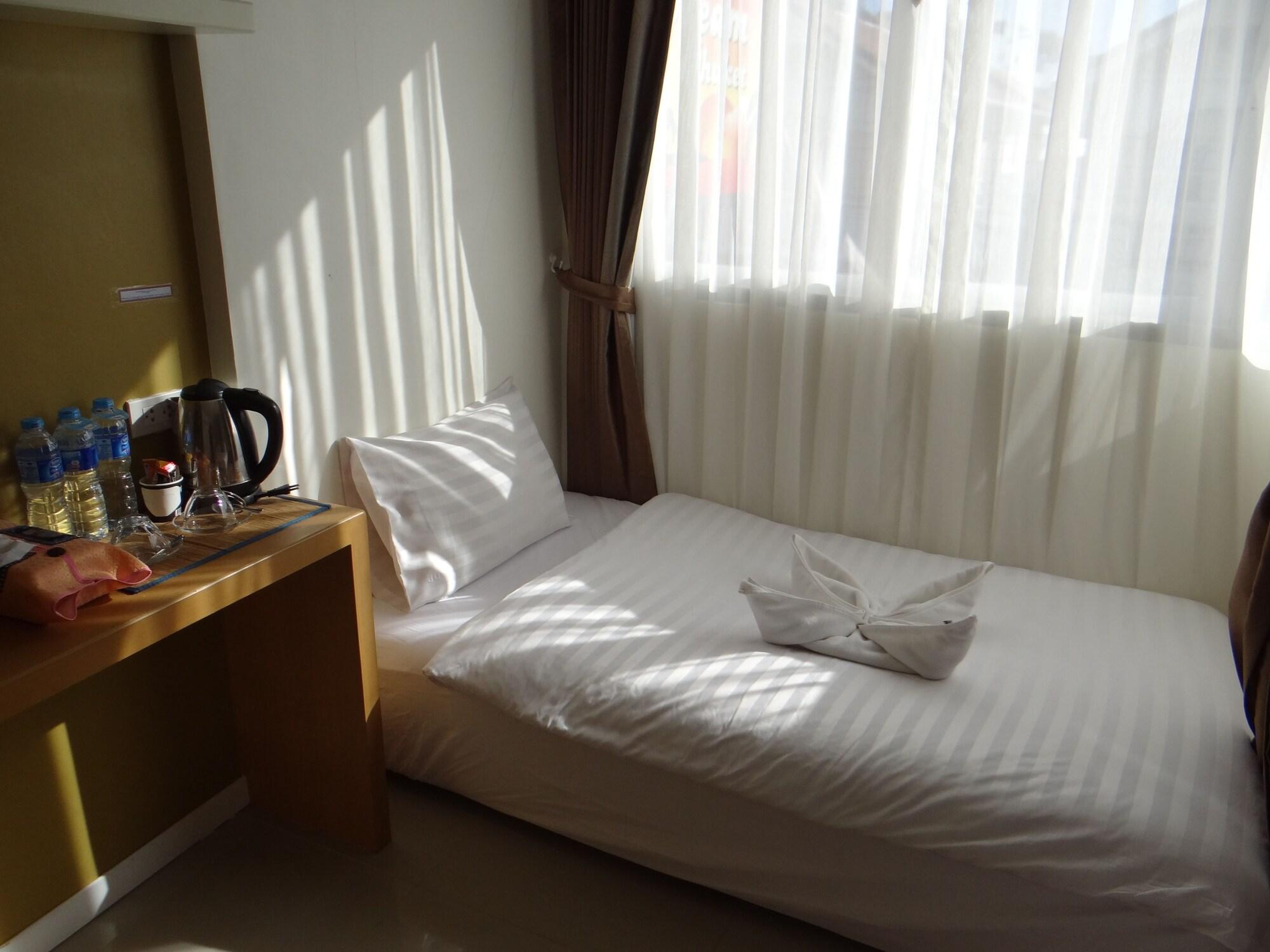Tropical Sunset Hotel Patong Εξωτερικό φωτογραφία